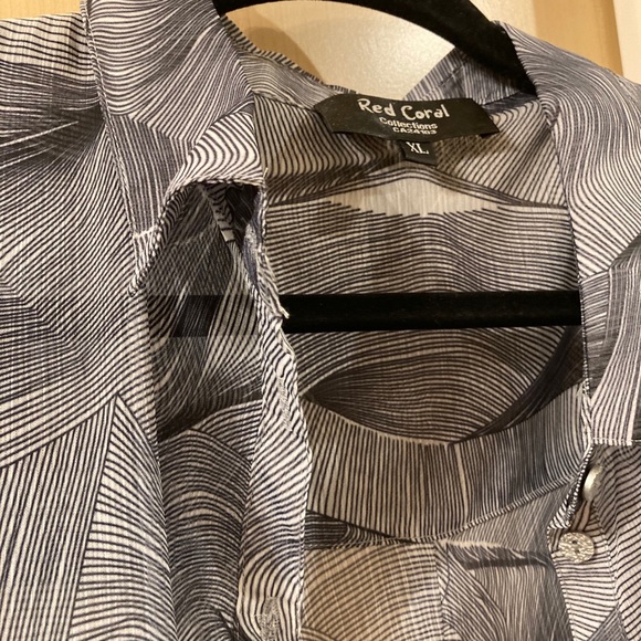 Red Coral- Sleeveless  Chiffon Maxi Vest. NWOT - Picture 8 of 9